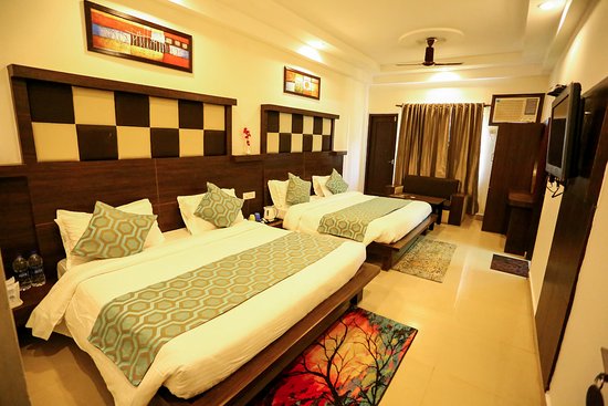 4 Bed AC at Sri Janaki Mahal Trust - Spacious room with air conditioning