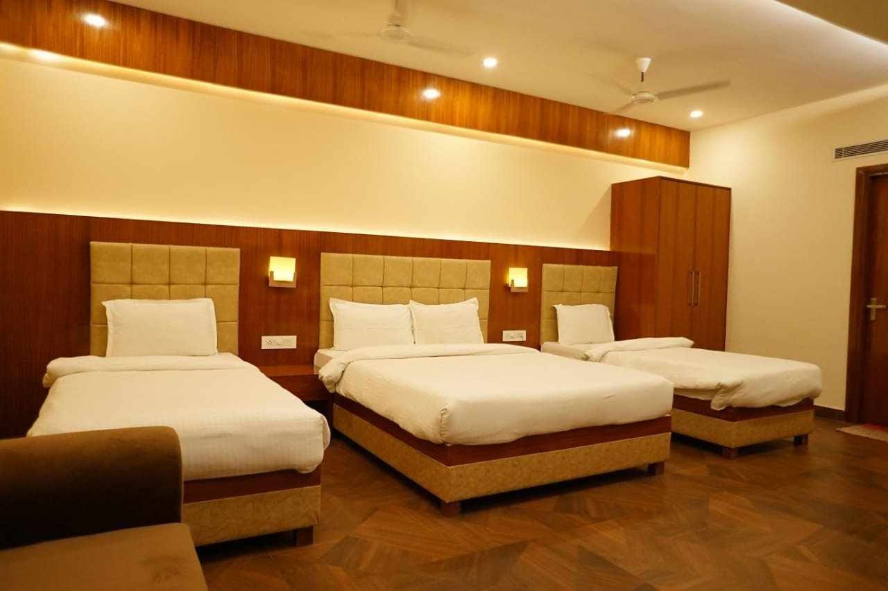 4 Bed Non-AC at Sri Janaki Mahal Trust - Spacious room with natural ventilation